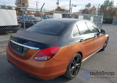 2016 Mercedes-Benz C 300 Luxury/Sport из США, поврежденный, VIN 55SWF4JB7GU125085